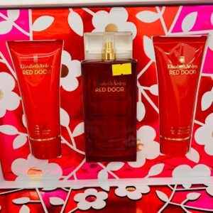 Elizabeth Arden - 'Red Door' Fragrance Gift Set 100ml with body lotion and shower gel