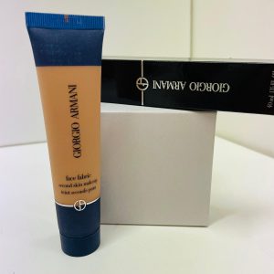 Giorgio Armani Face Fabric Foundation shade 2